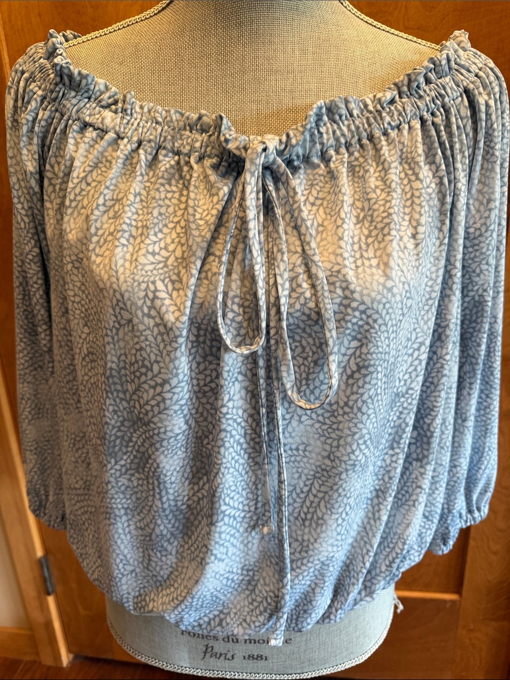 NWT Michael Kors Light Blue Floral Off-Shoulder Tie-Front Top sz Lg